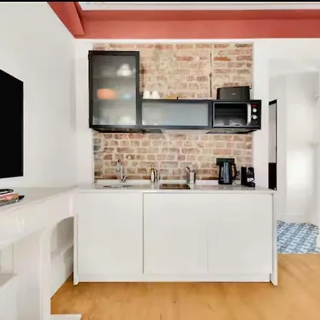 Modern Flat In Galata * Istanbul