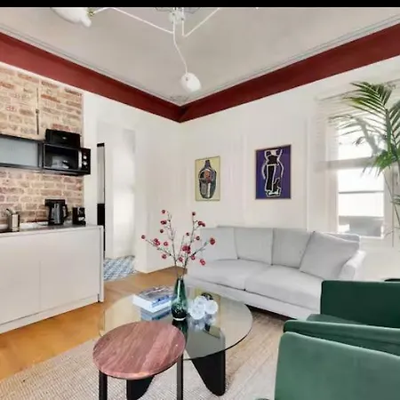 Apartment Modern Flat In Galata