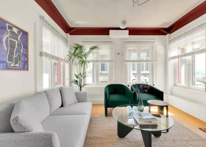 Modern Flat In Galata Apartment