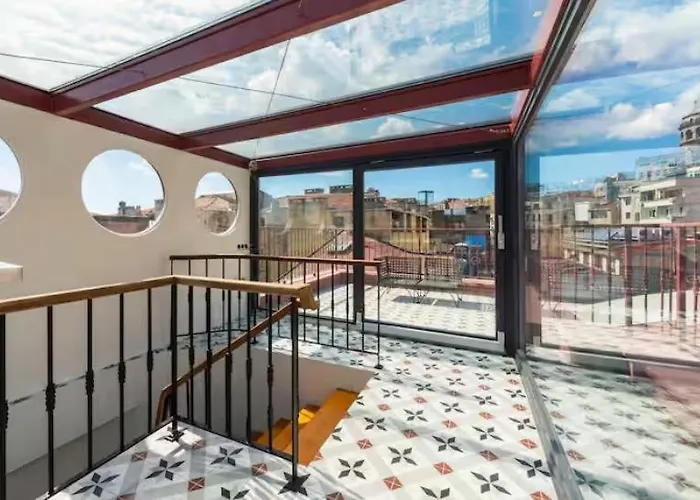 Modern Flat In Galata Istanbul