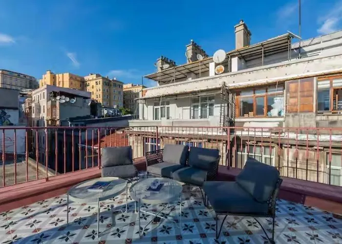 Modern Flat In Galata