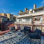Modern Flat In Galata