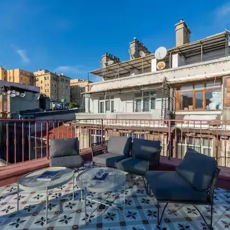 Modern Flat In Galata